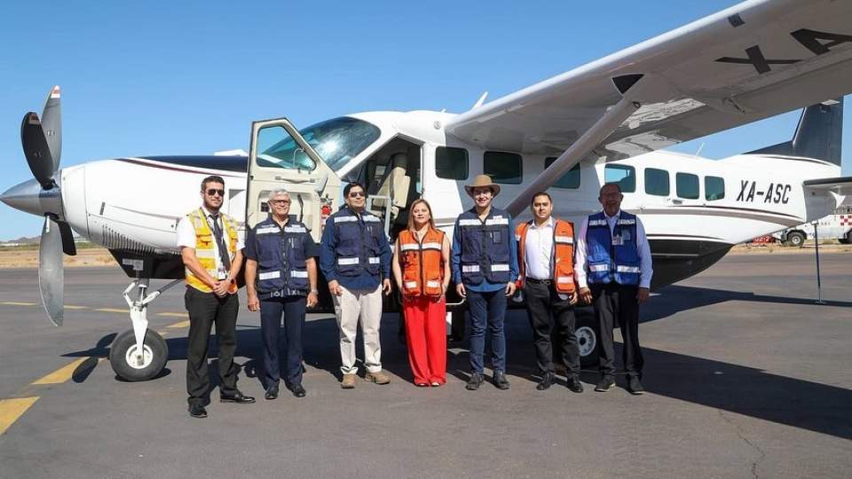 Inauguración del vuelo entre Guaymas y Loreto con la empresa Aéreo Servicios Guerrero
